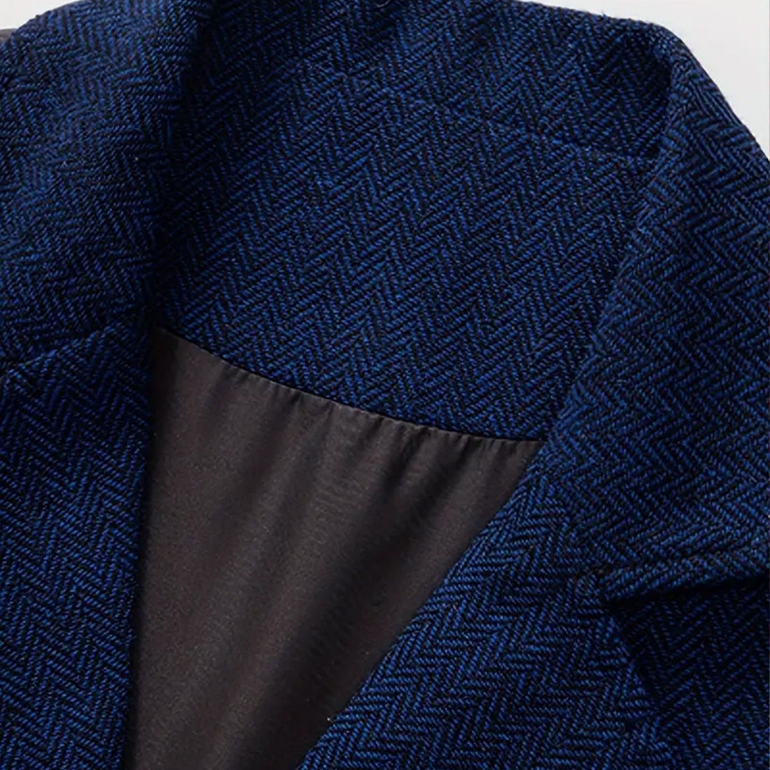 Lancaster waistcoat in Midnight Navy, fabric and chain detail